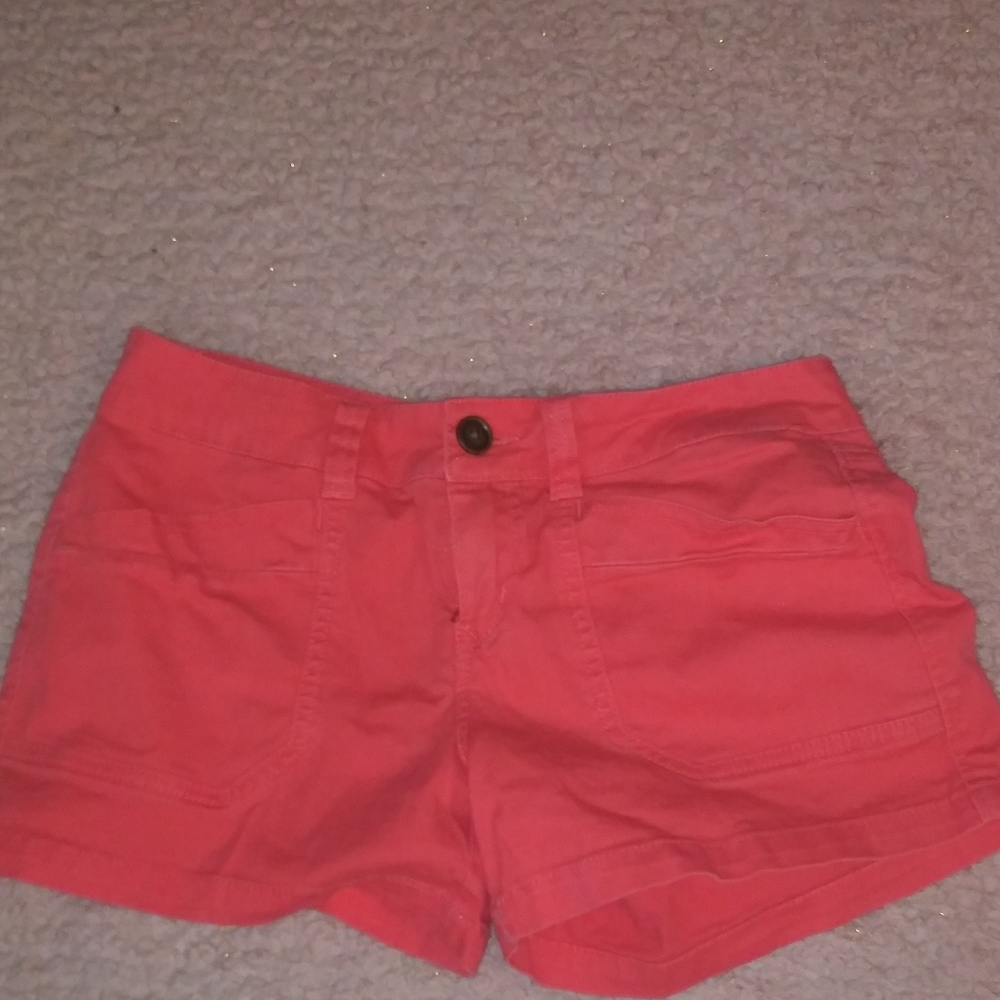 Dark pink shorts